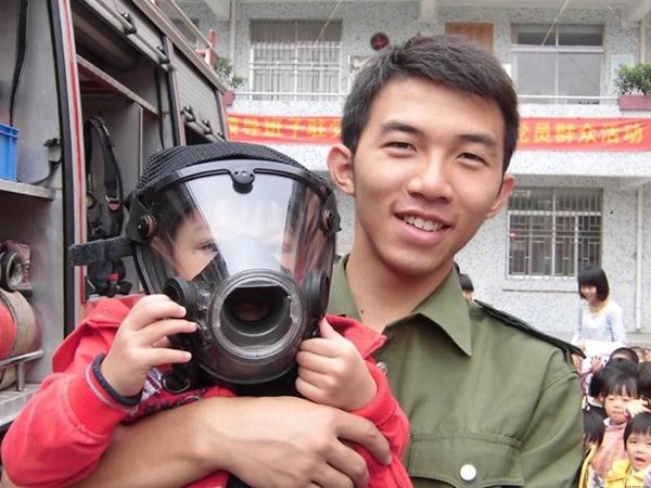 王屋镇无人机运载过程中如何确保货物包装的牢固性？